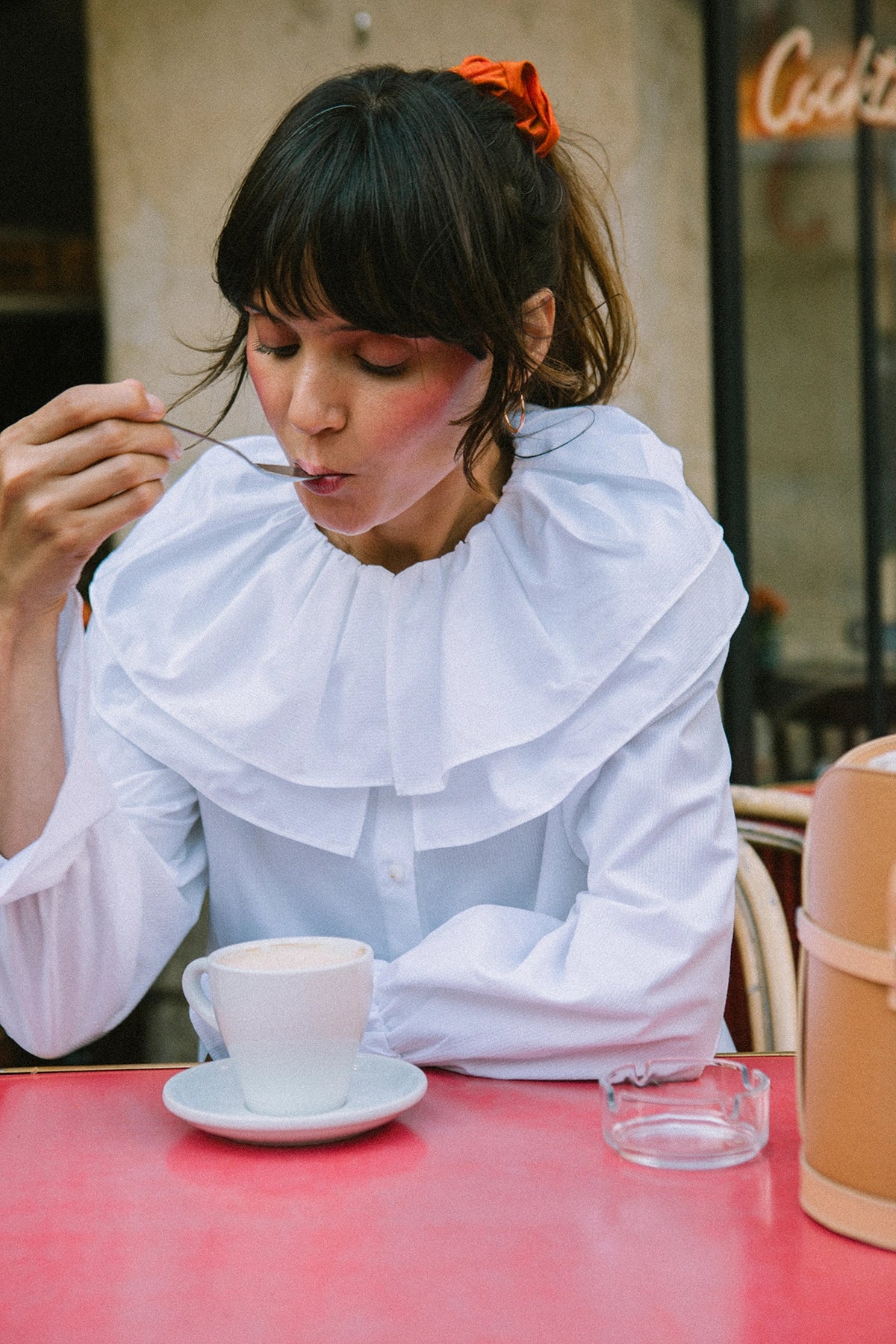 Load image into Gallery viewer, Jane Ivory • The most mischievous white shirt in Paris
