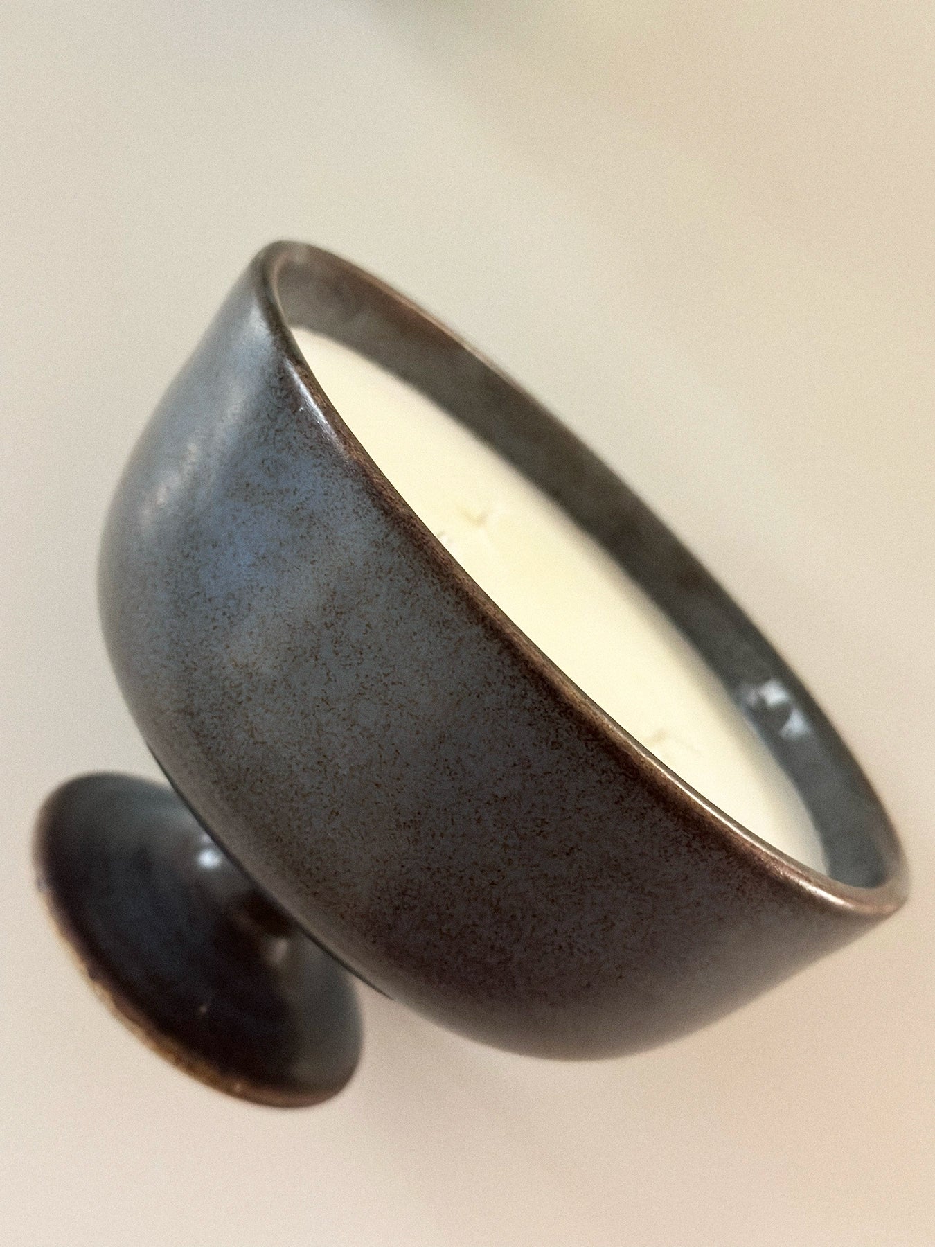La Vallauris • Scented candle in vintage Vallauris ceramic