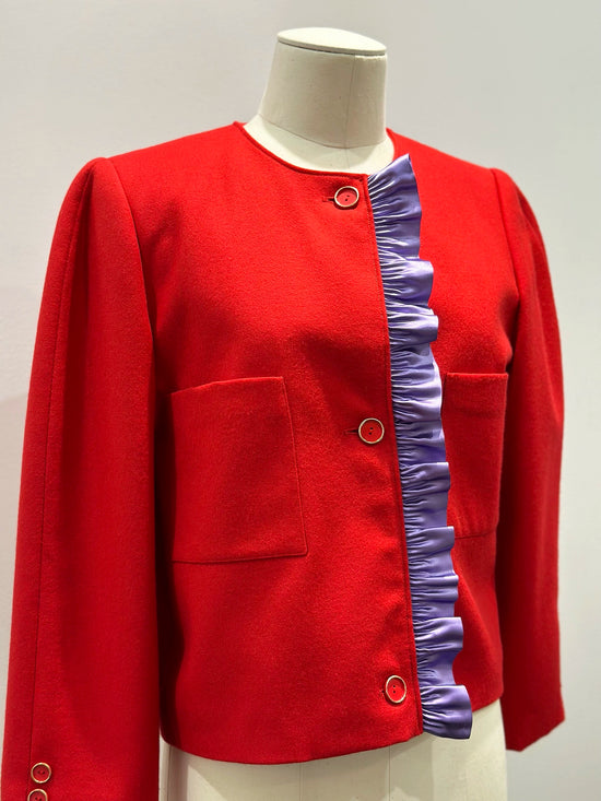 CC N°009 • La petite veste rouge