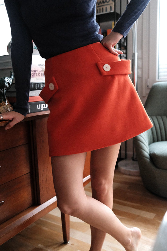 Gae Orange • La mini-jupe trapèze version Couture